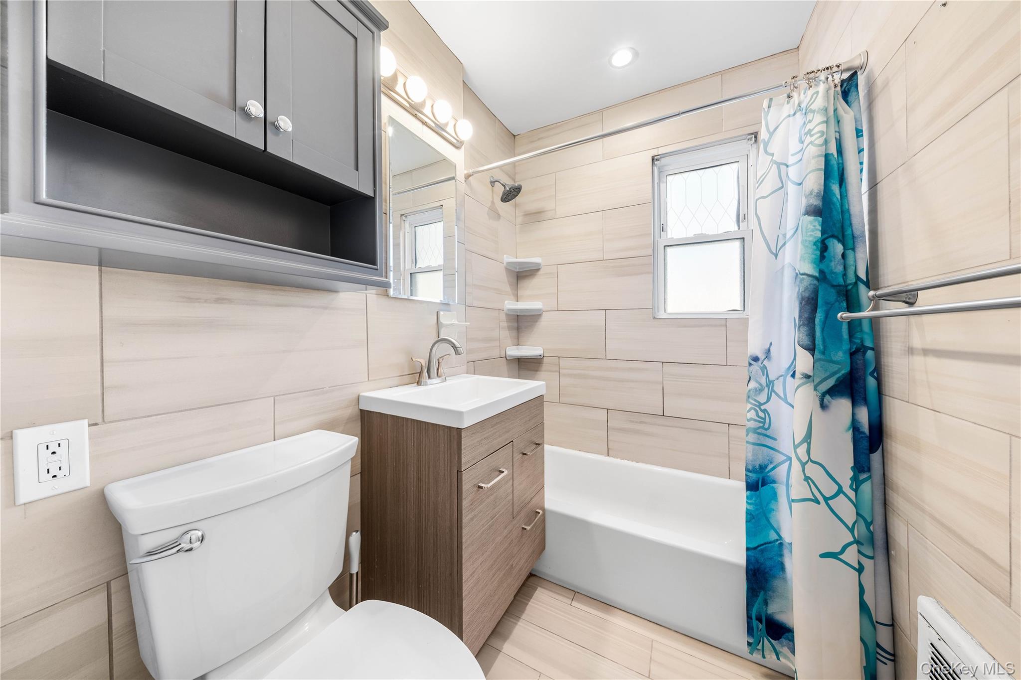 7146 Little Neck Parkway, Unit 155A photo 13