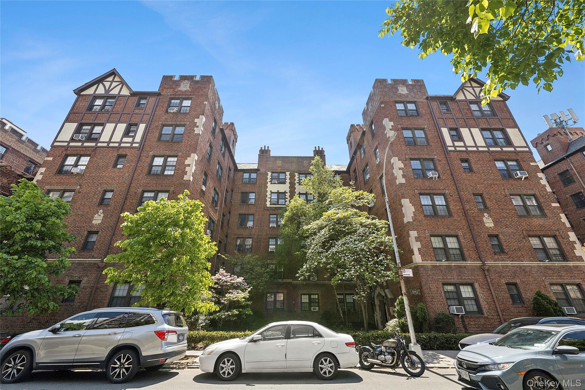 6812 Burns Street, Unit A3 photo 21