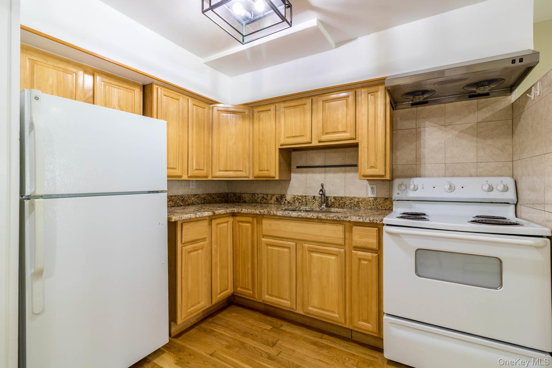 47-09 Bell Boulevard – For Sale photo 5