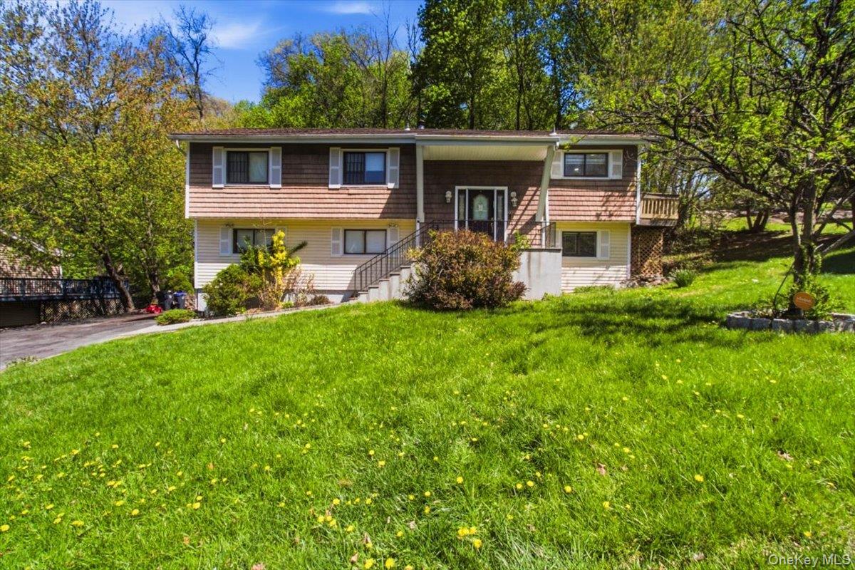 40 Donald Drive – For Sale