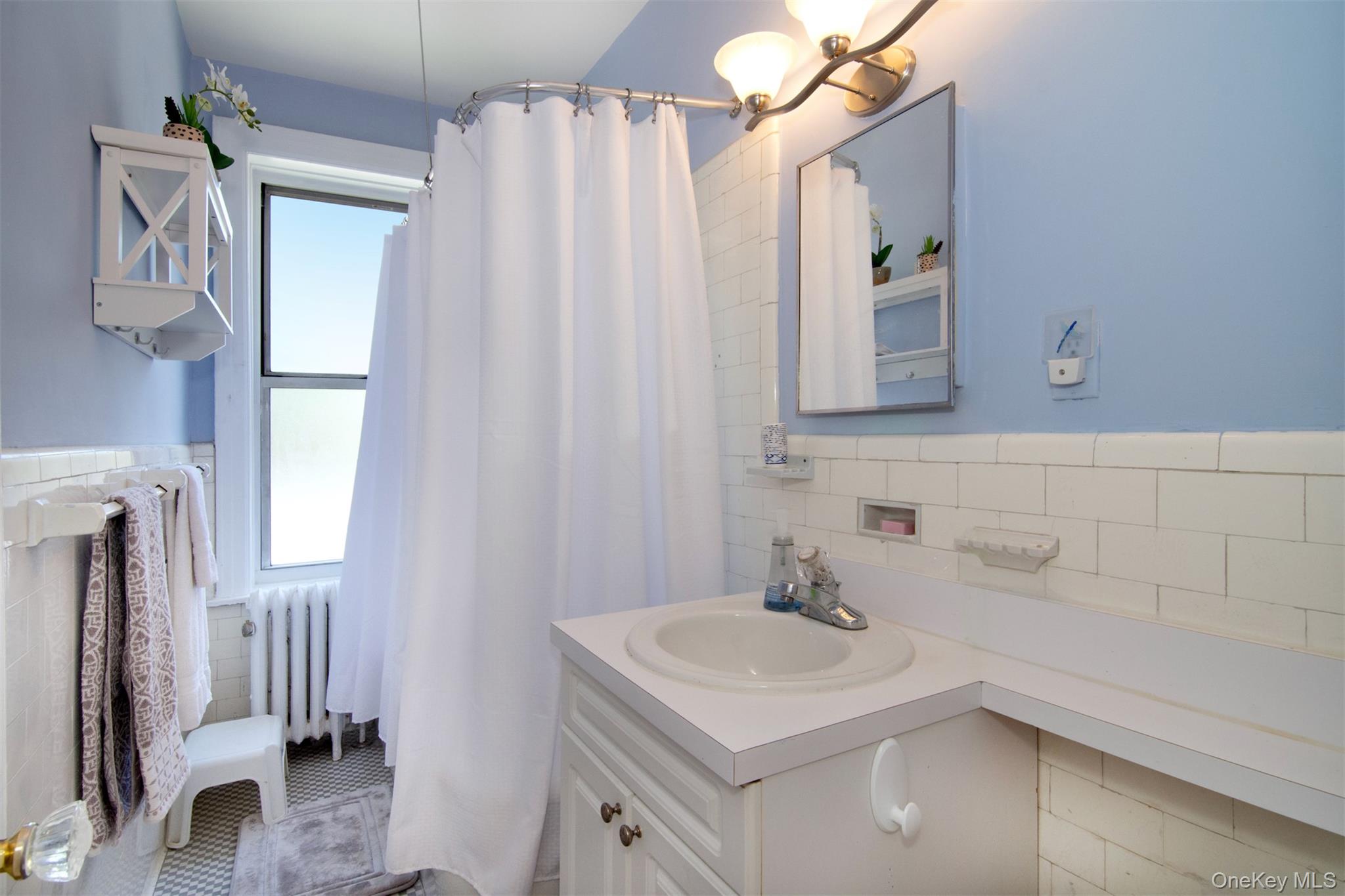 445 Gramatan Avenue, Unit EA3 photo 12