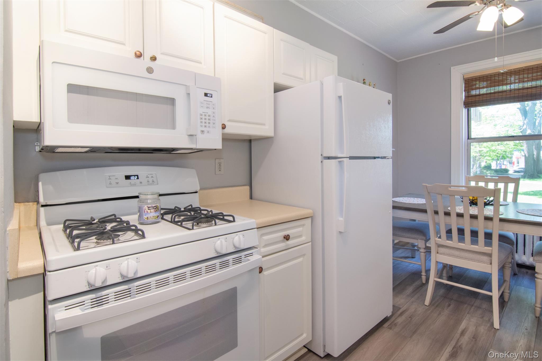 445 Gramatan Avenue, Unit EA3 photo 7