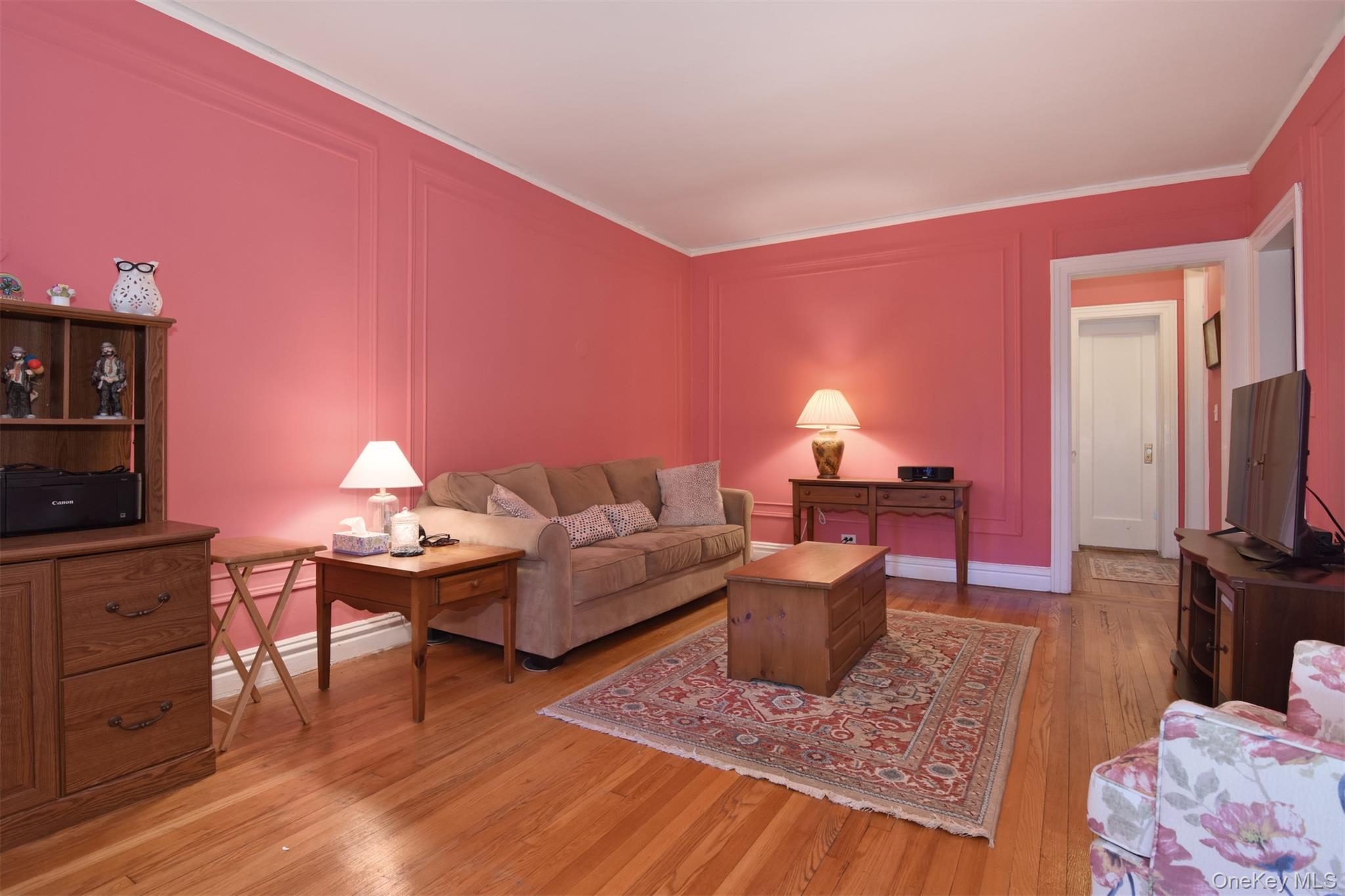 445 Gramatan Avenue, Unit EA3 photo 4