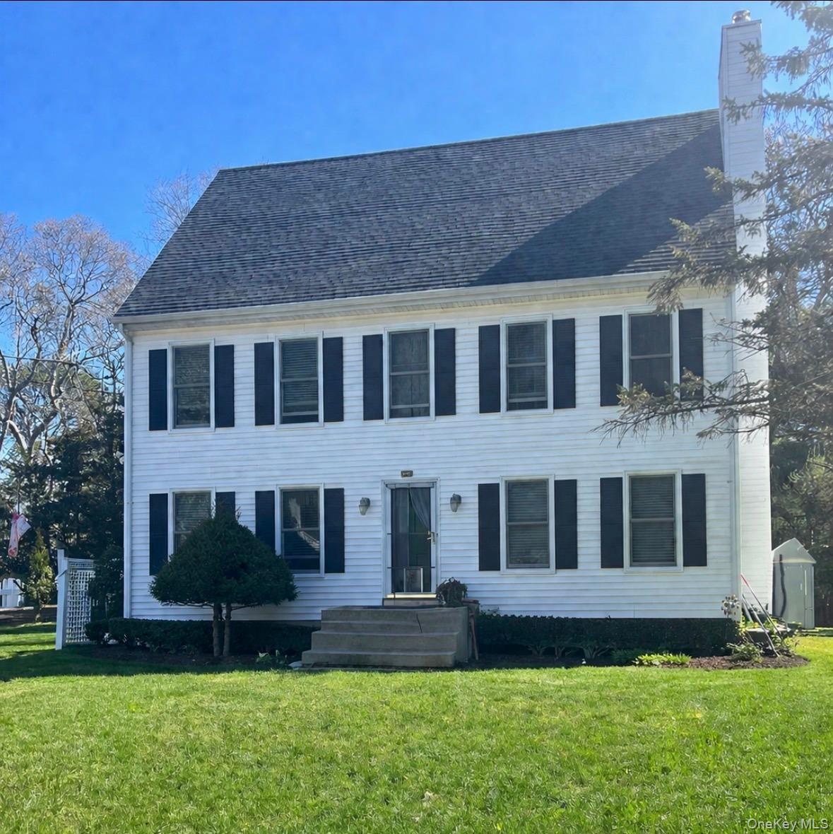 533 Montauk Highway – For Sale