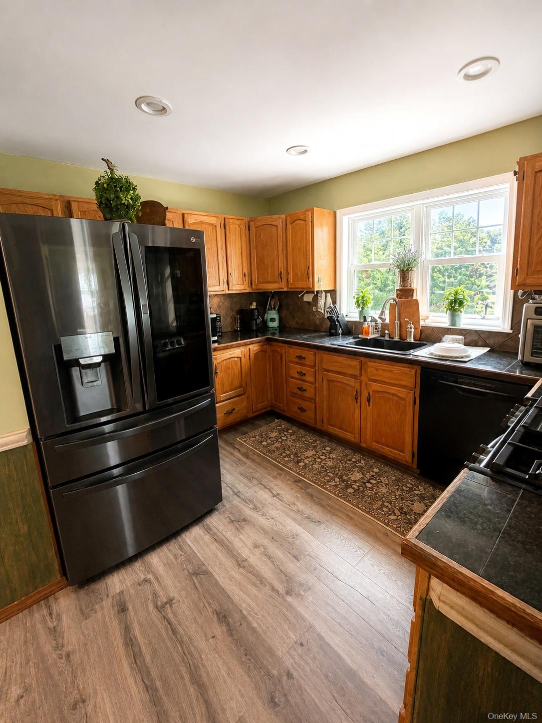533 Montauk Highway – For Sale photo 3