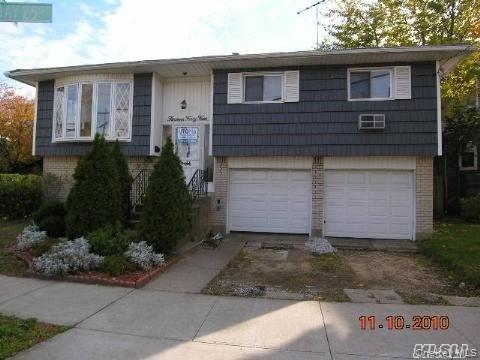 1344 Bay 25th Street – For Sale