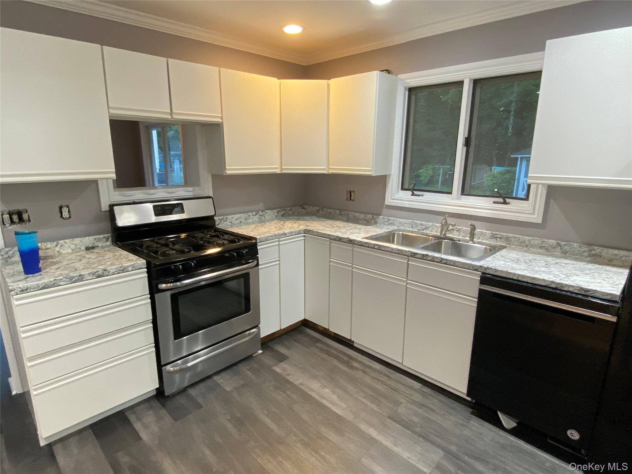 531 Montauk Highway – For Sale photo 3