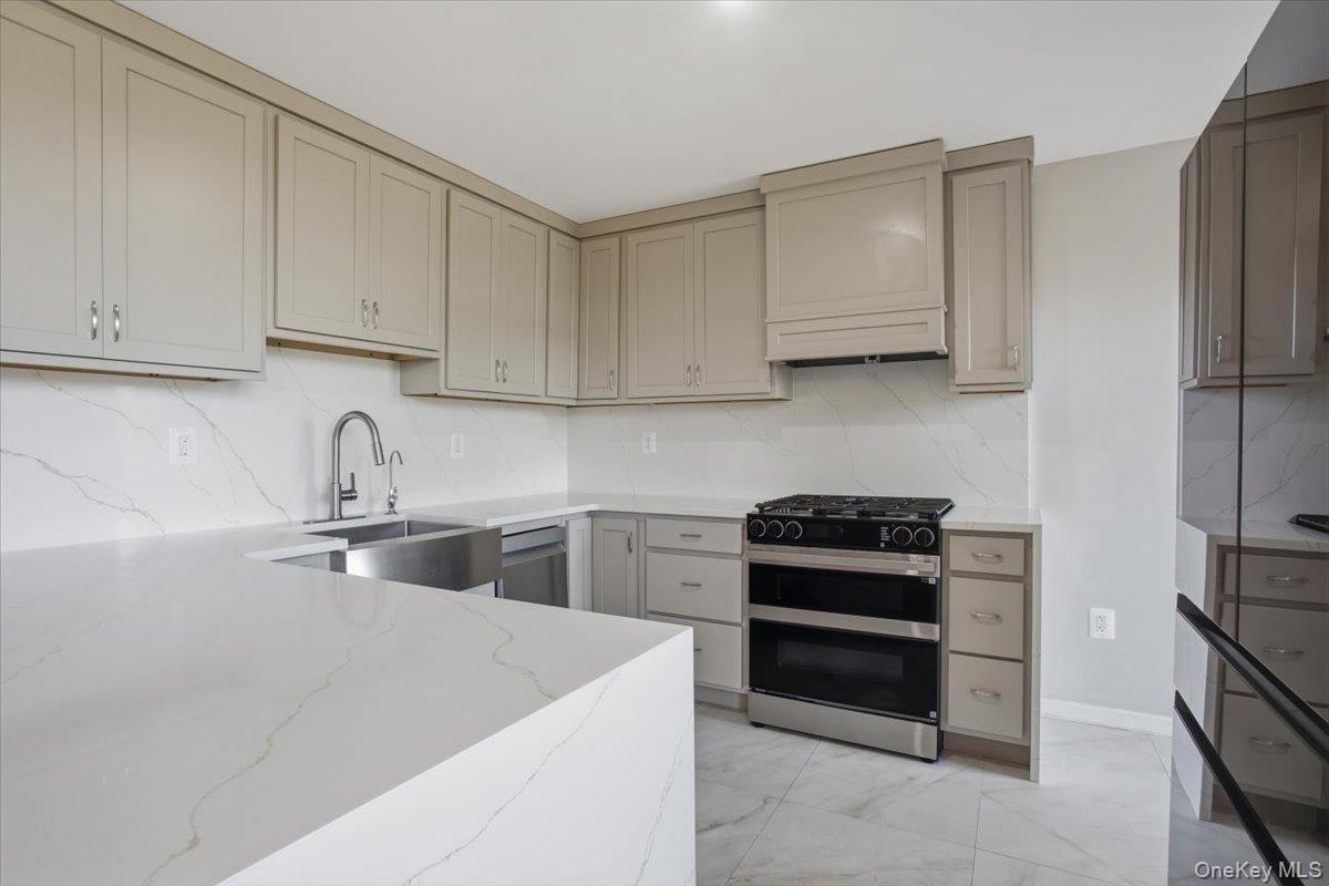 2287 Johnson Avenue, Unit 3A photo 9