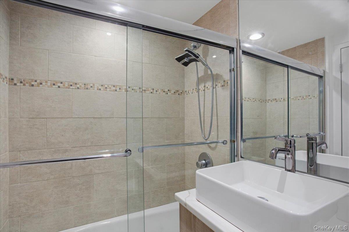 2287 Johnson Avenue, Unit 3A photo 15