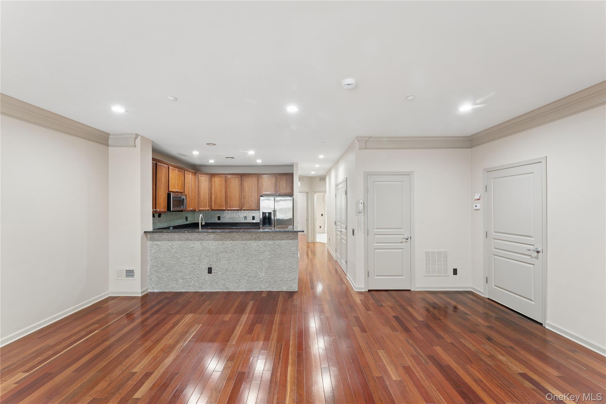 17 Strangford Court, Unit 109 photo 6