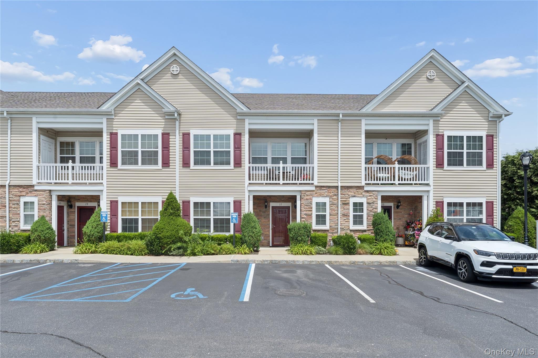 17 Strangford Court, Unit 109