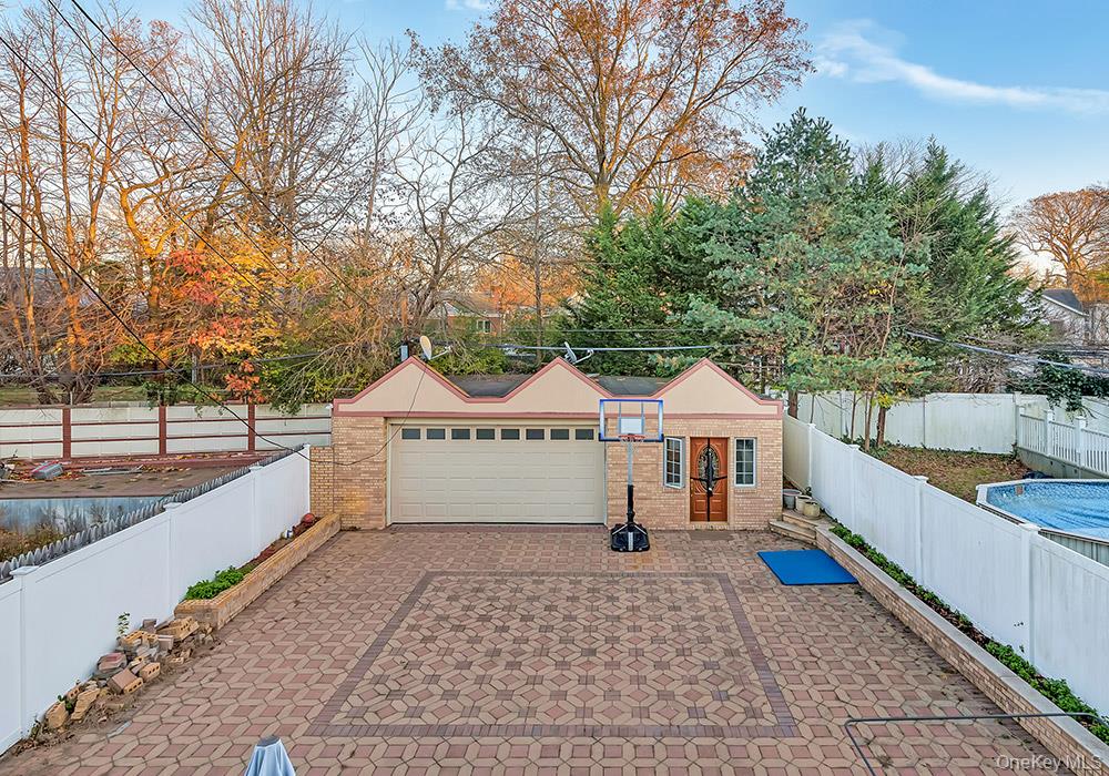 17624 Kildare Road – For Sale photo 3