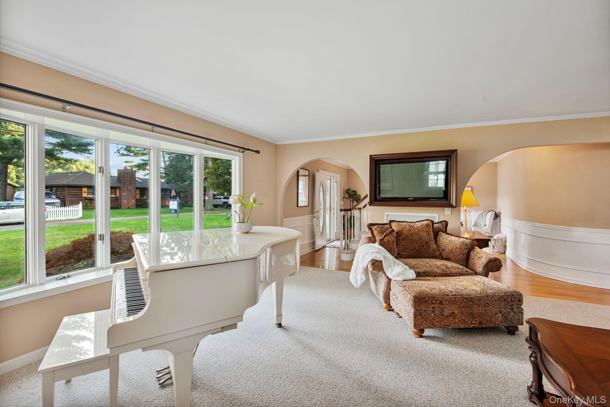1 Lake Drive – For Sale photo 6