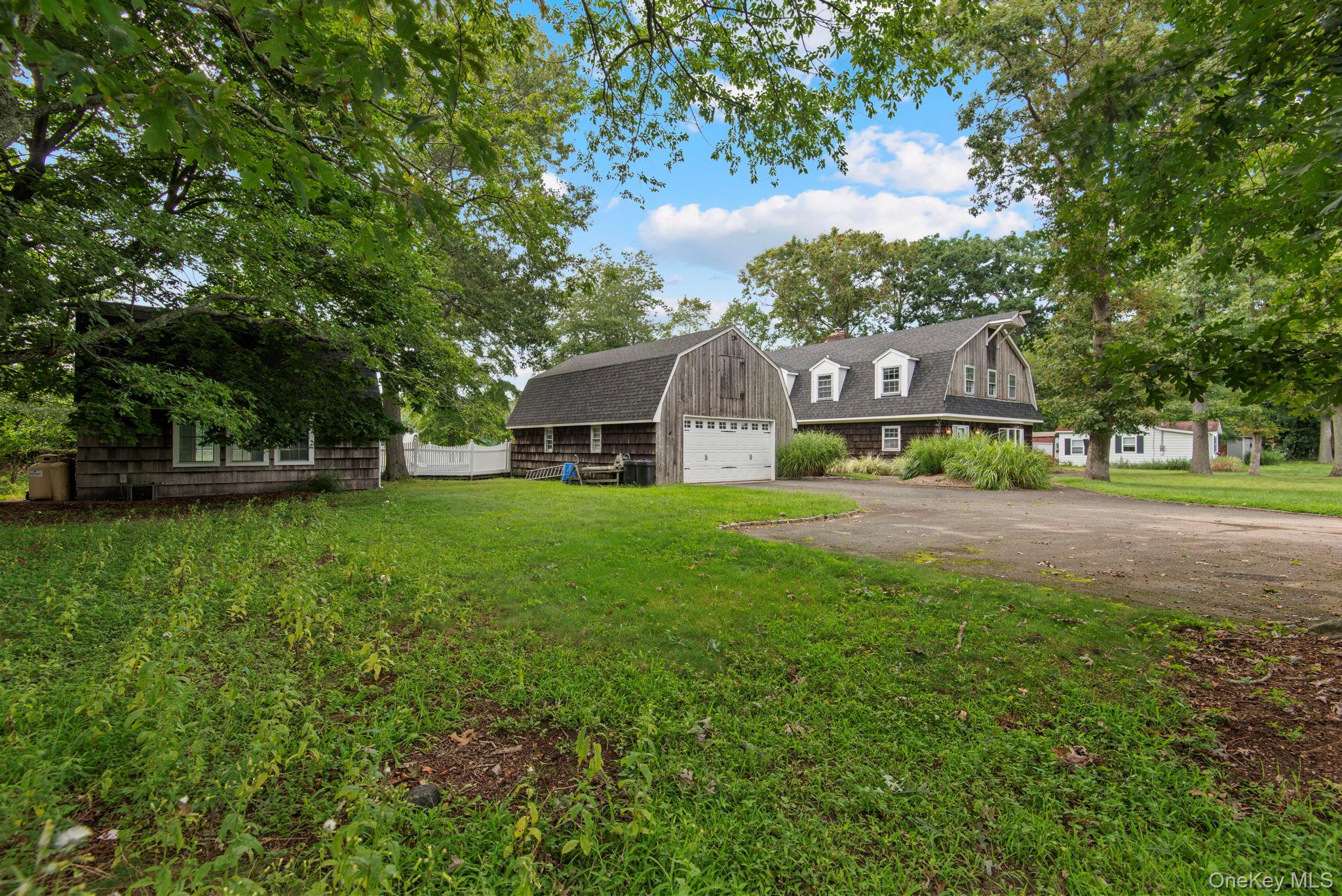 1 Lake Drive – For Sale photo 4