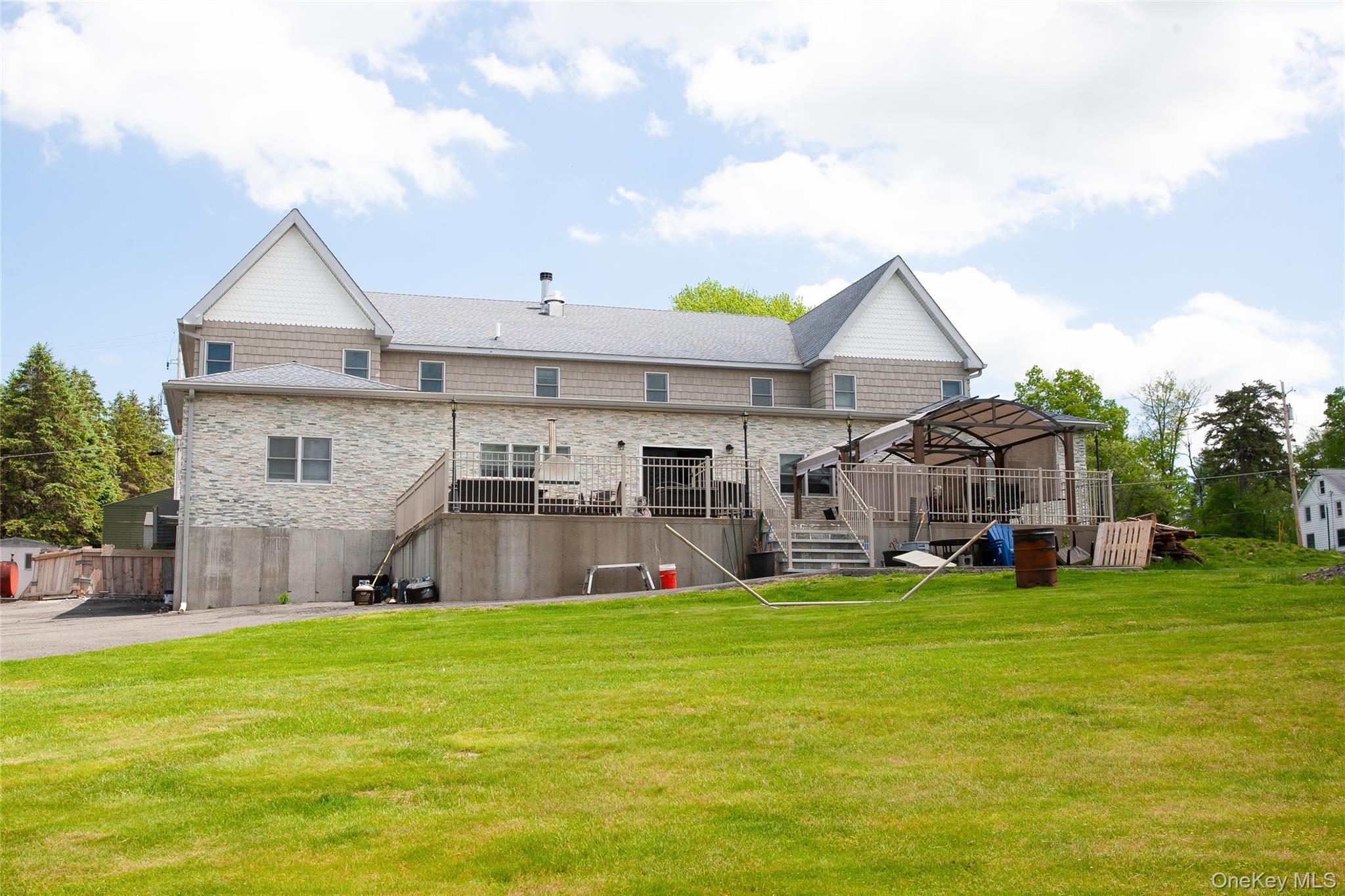 35 Washington Lake Road – For Sale