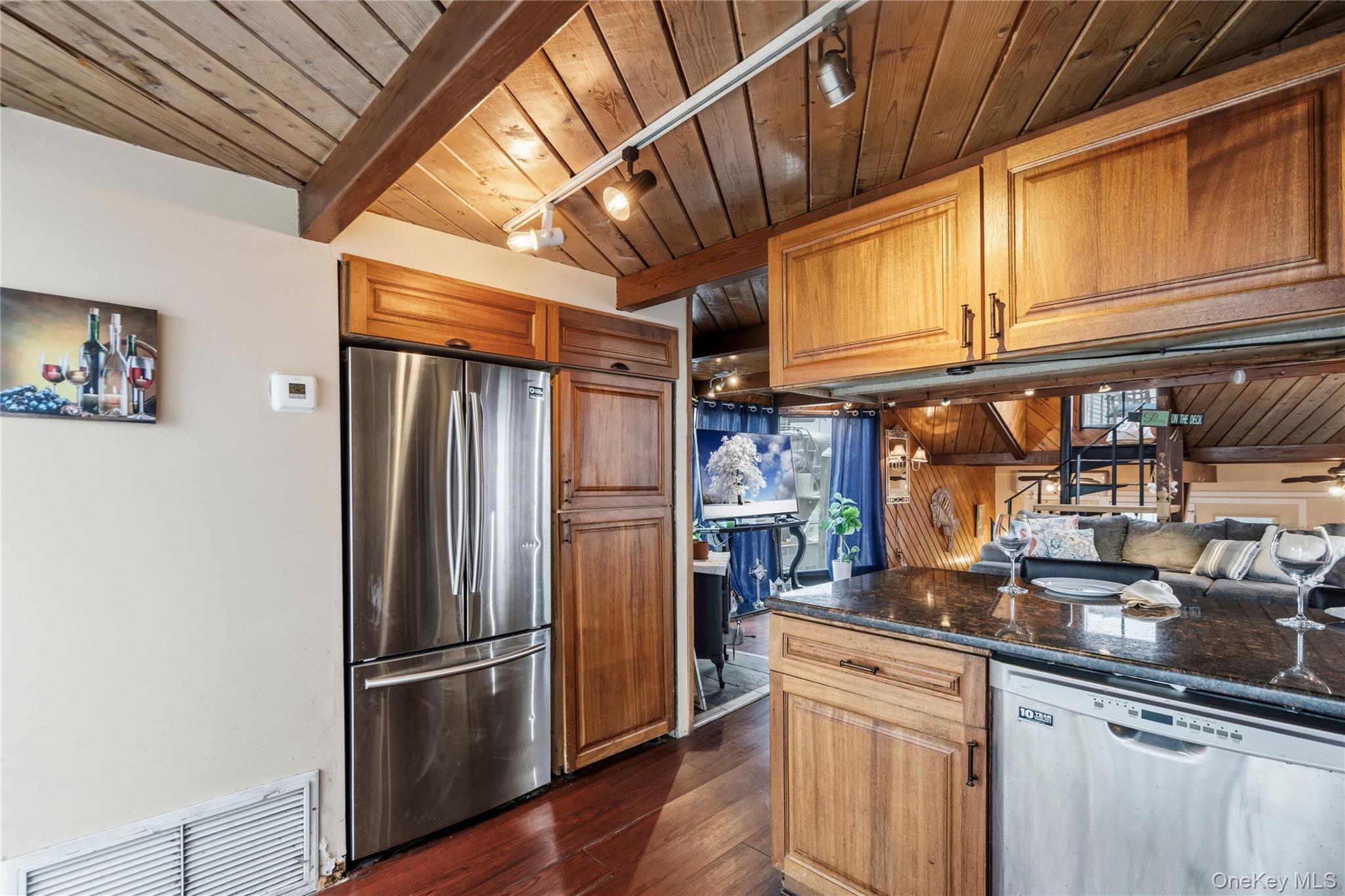 10 Matinecock Avenue, Unit Dock D photo 24