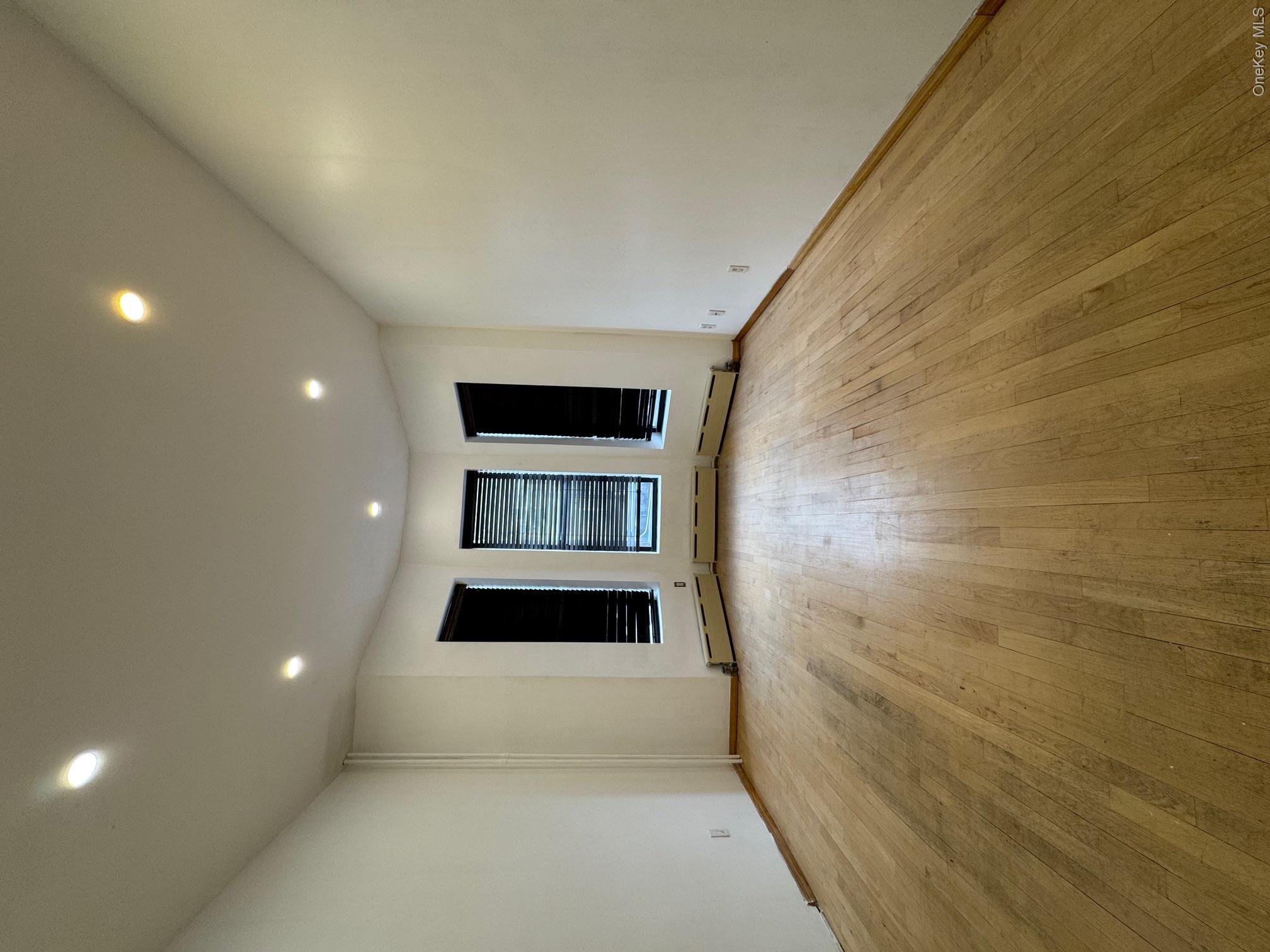 37 Apollo Street – For Sale photo 22