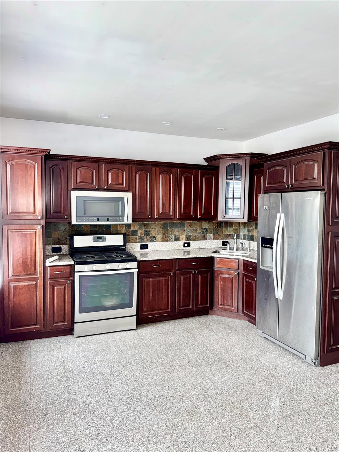 37 Apollo Street – For Sale photo 34