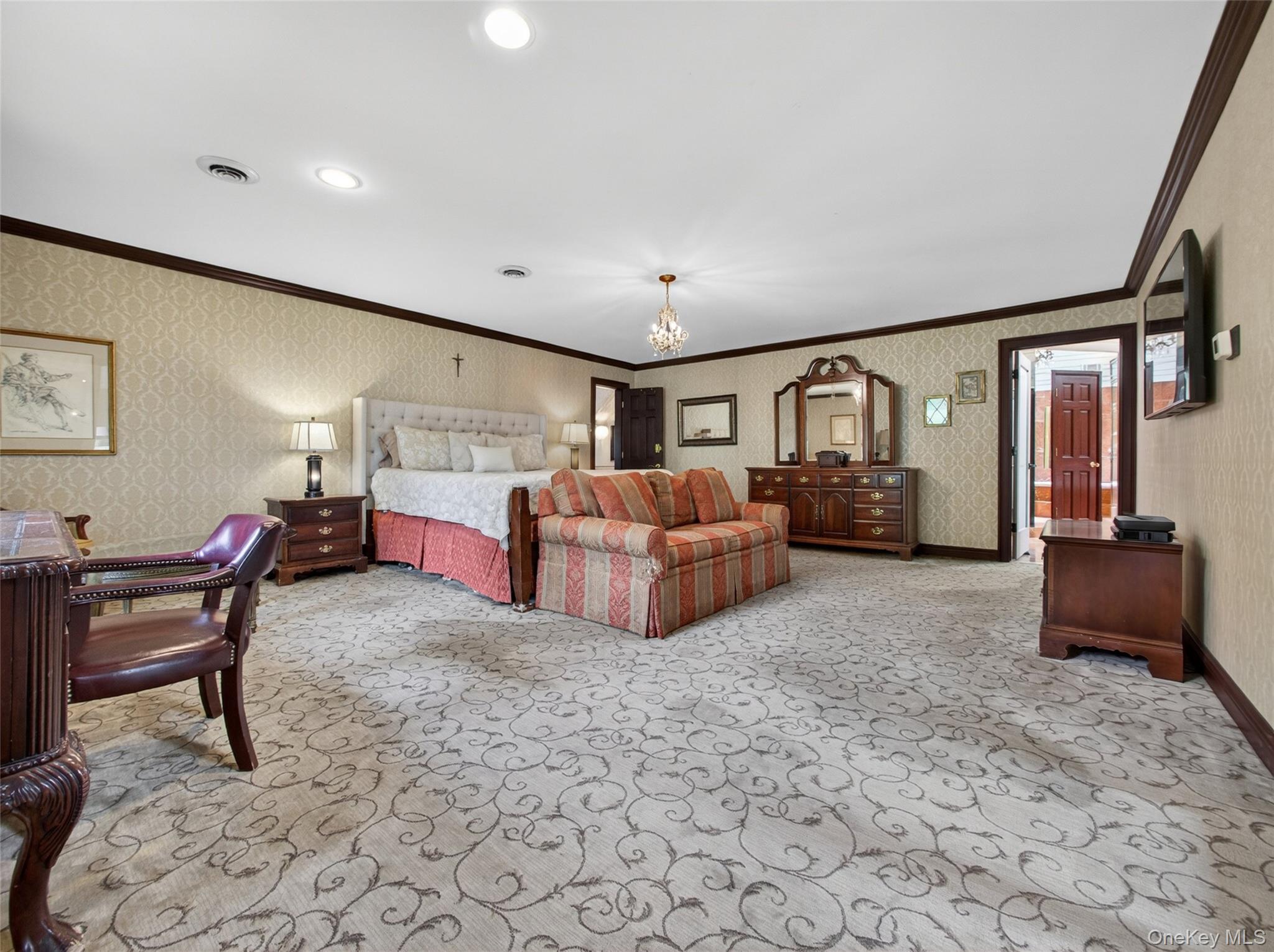 4 Abbey Road – For Sale photo 23