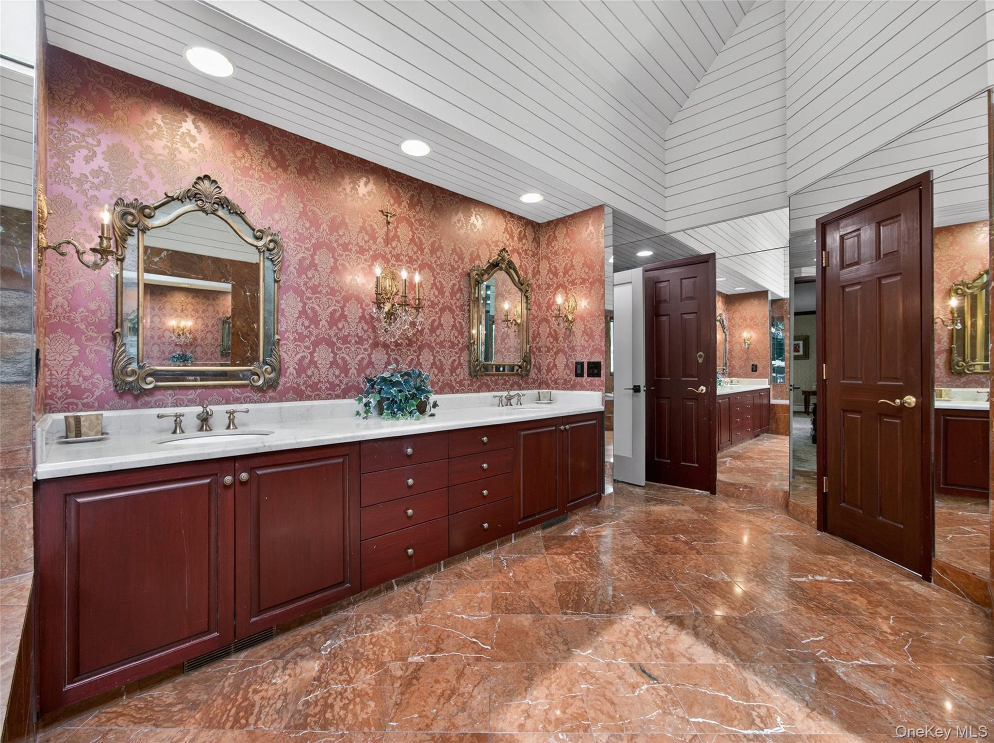 4 Abbey Road – For Sale photo 25