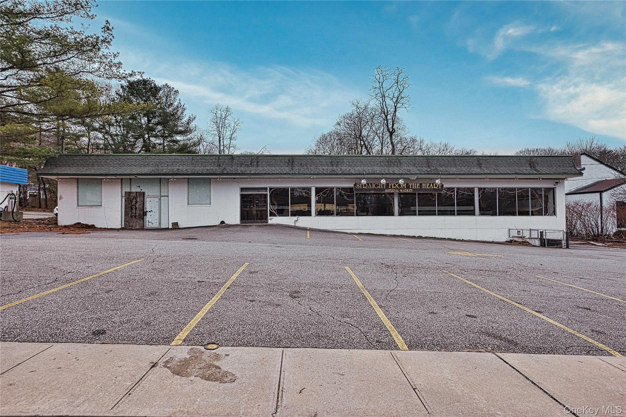 80 E Main Street – For Sale photo 2