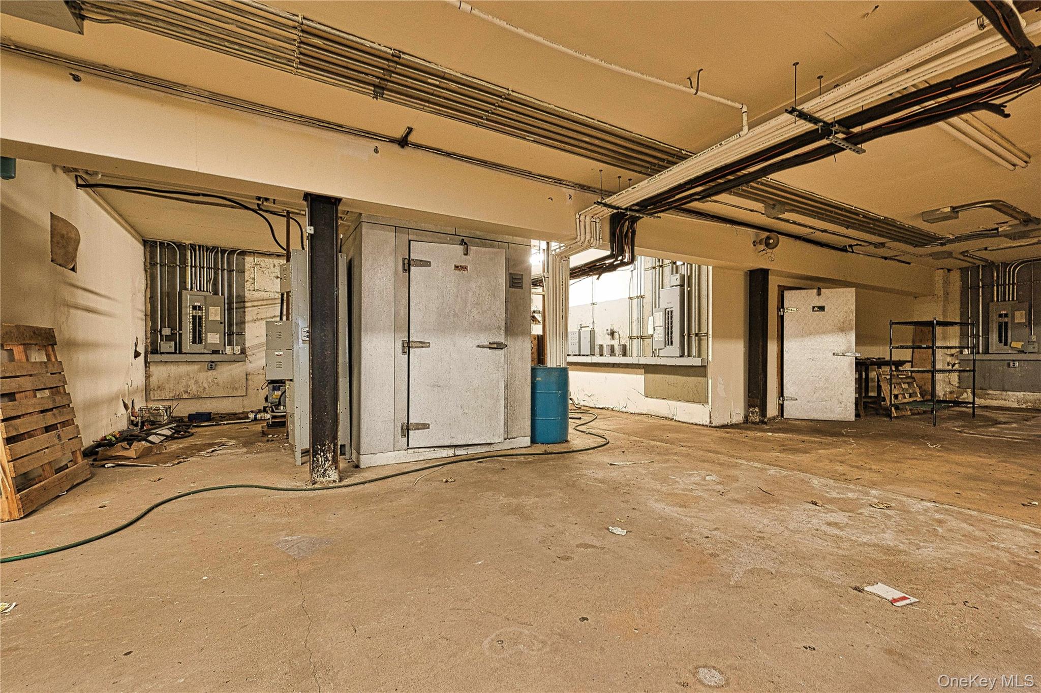 80 E Main Street – For Sale photo 23