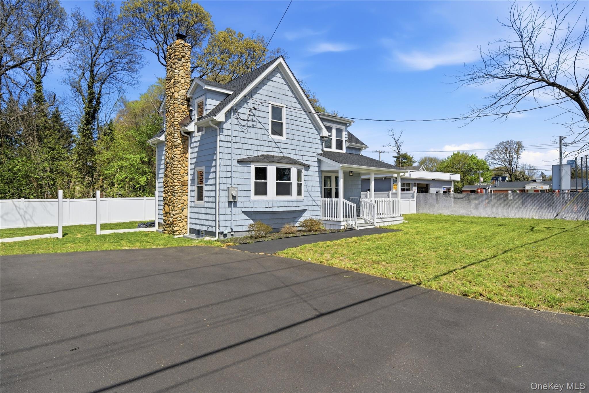 749 E Main Street – For Sale photo 20