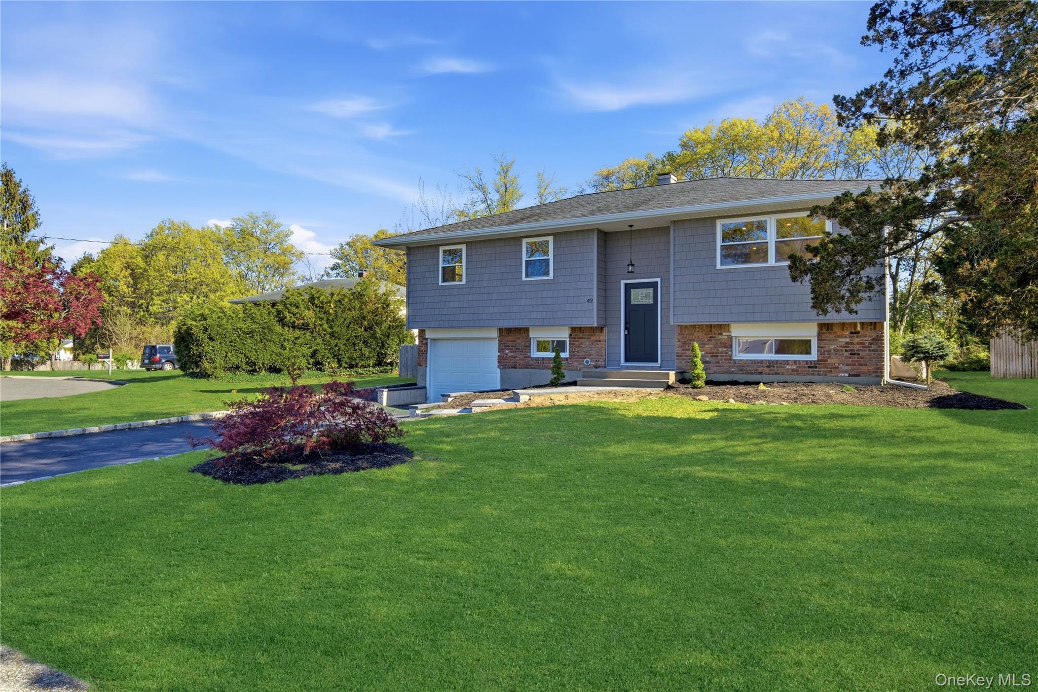 49 Sandy Hollow Drive – For Sale photo 2