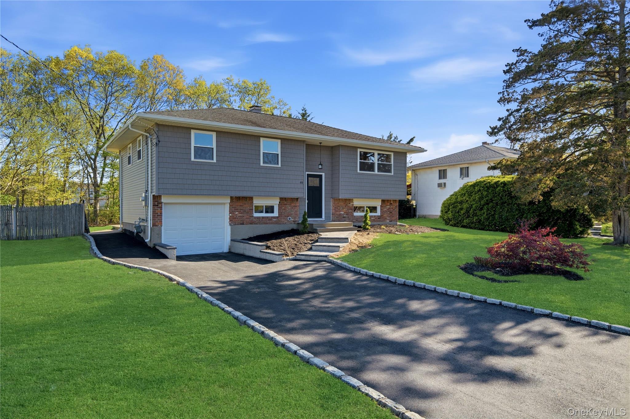 49 Sandy Hollow Drive – For Sale photo 3
