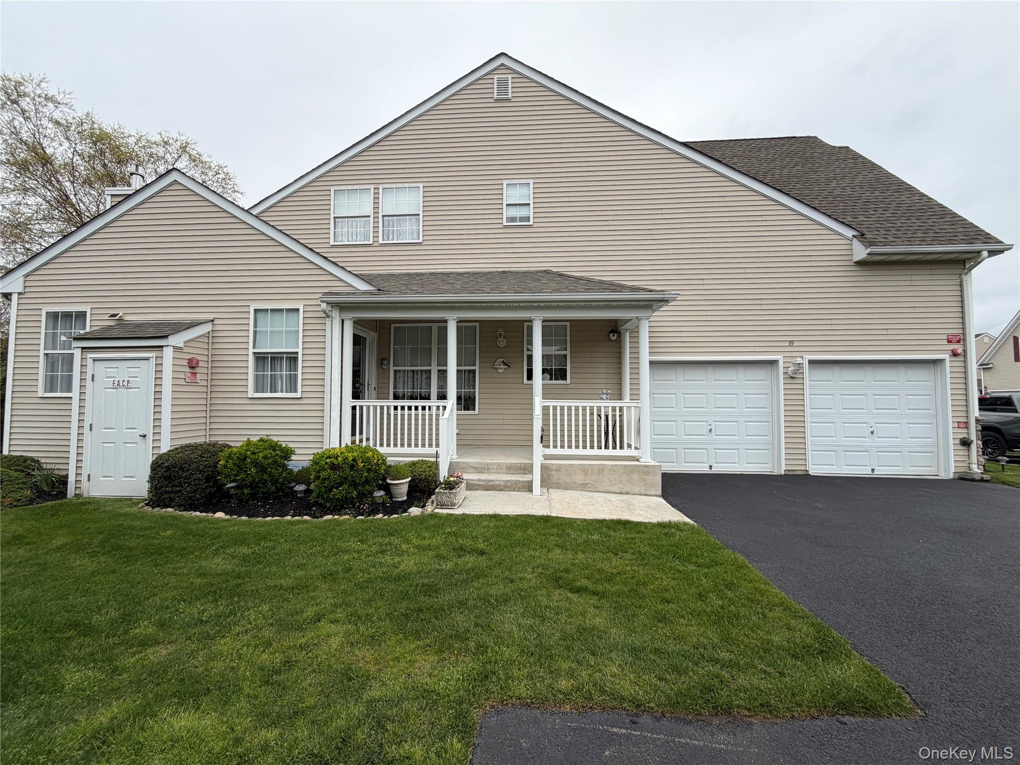 19 Meadow Pond Circle – For Sale