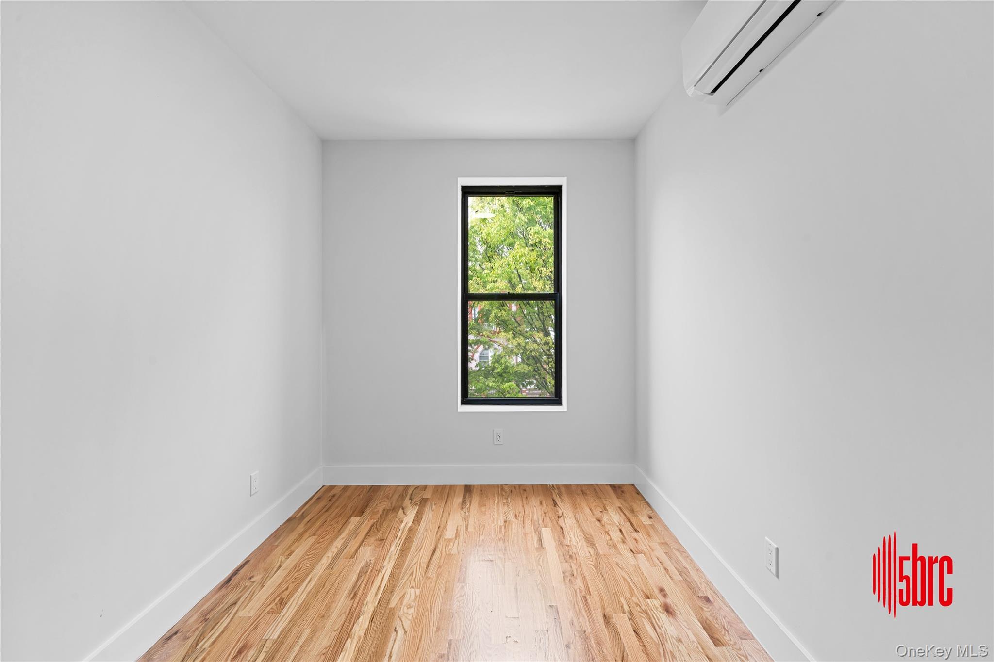 405 Miller Avenue – For Sale photo 8