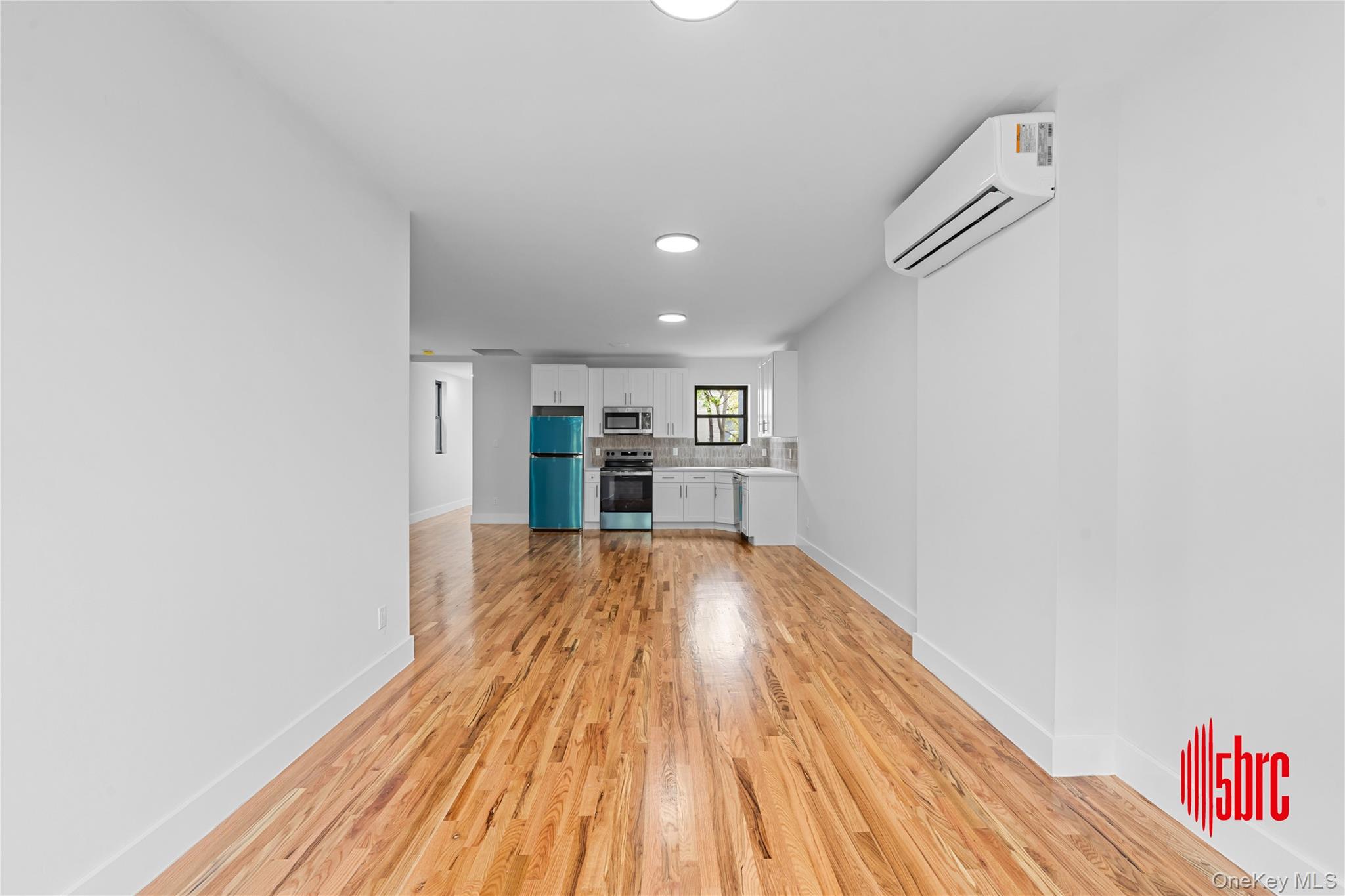405 Miller Avenue – For Sale photo 17