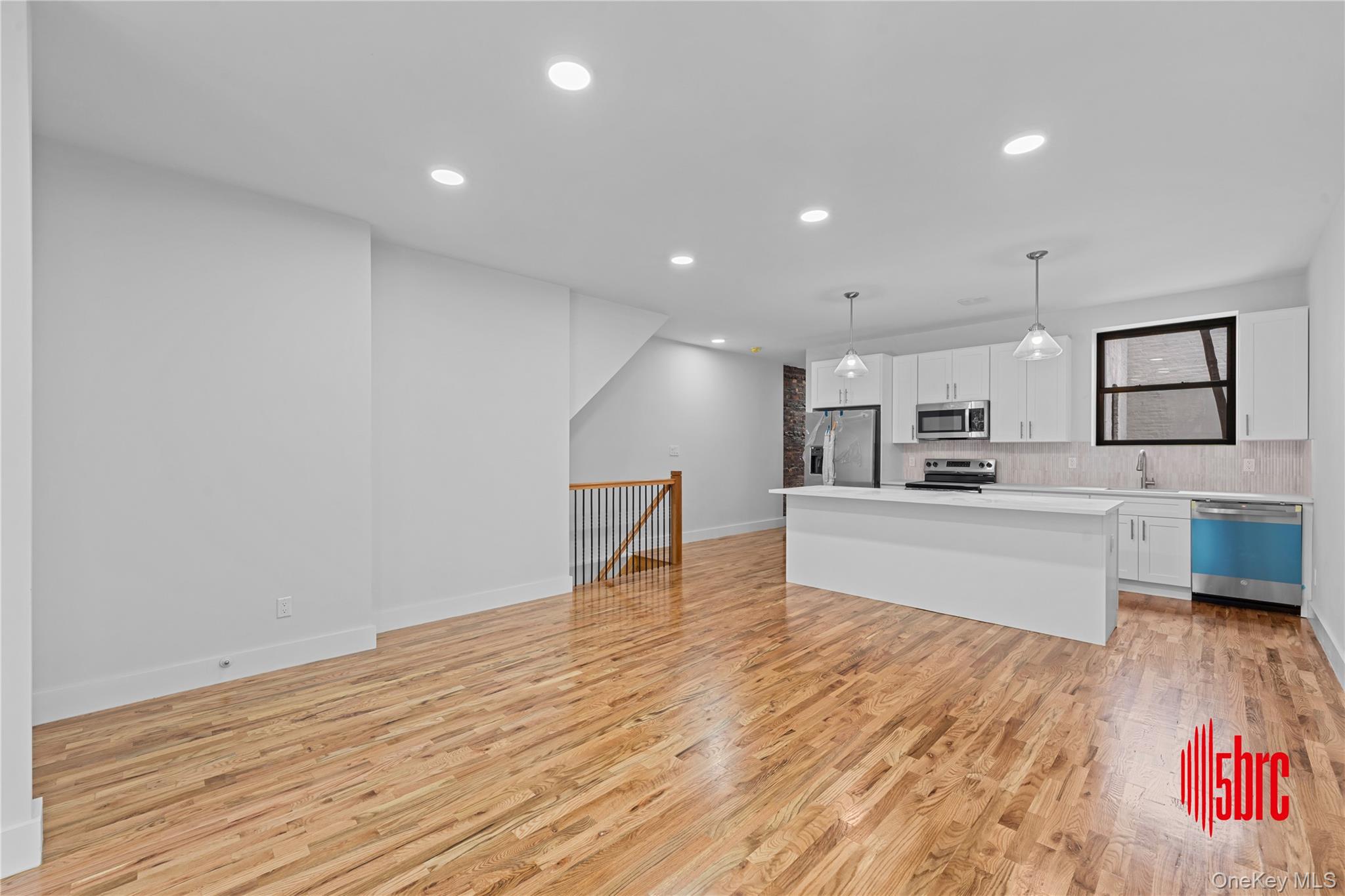 405 Miller Avenue – For Sale photo 29
