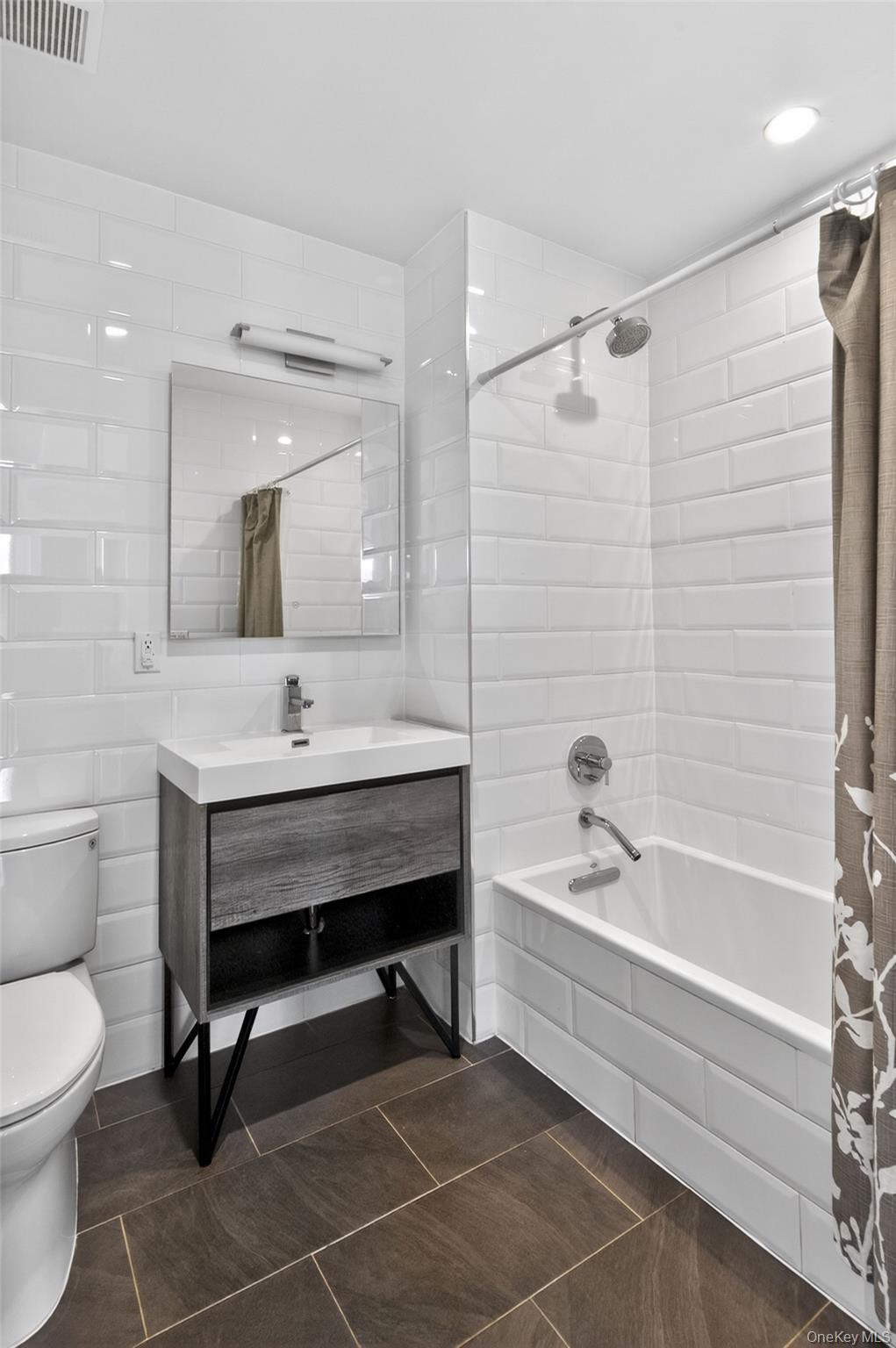 225 E 138th Street, Unit PH2 photo 13