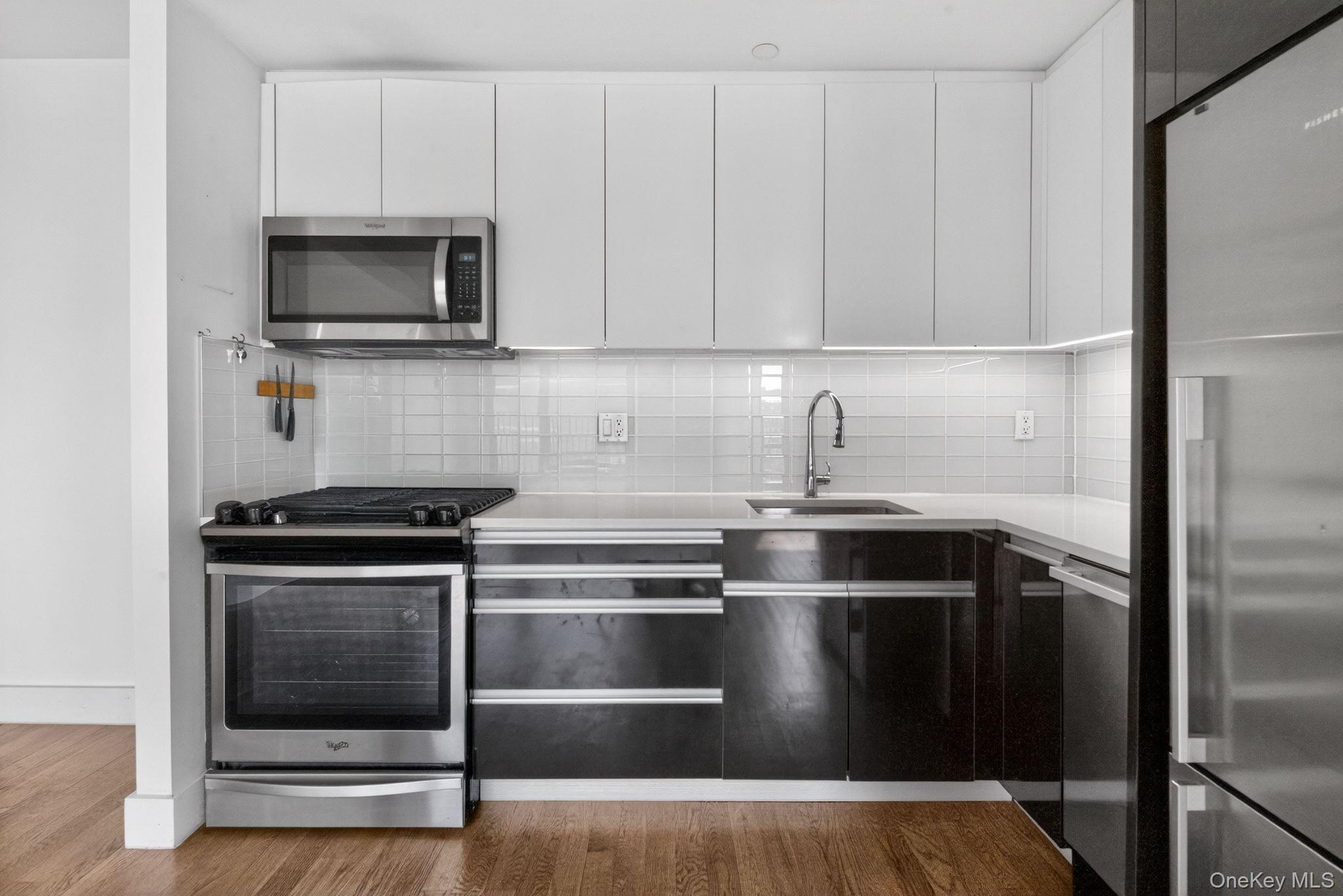 225 E 138th Street, Unit PH2 photo 6