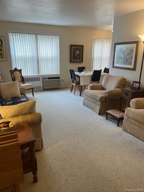 4727 Little Neck Parkway, Unit 4G