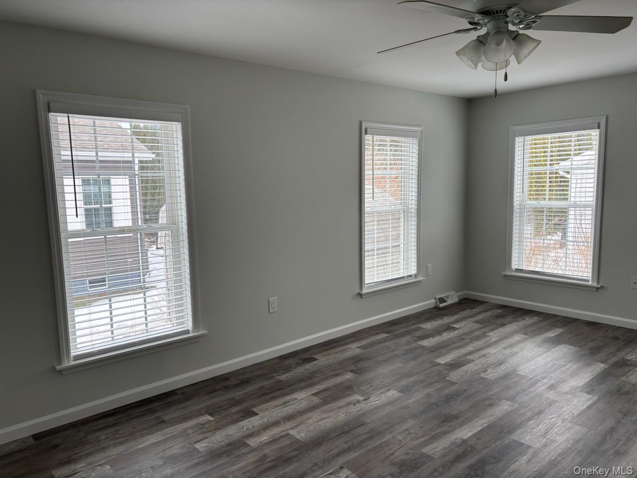 1661 Old Country Road, Unit 539 photo 17