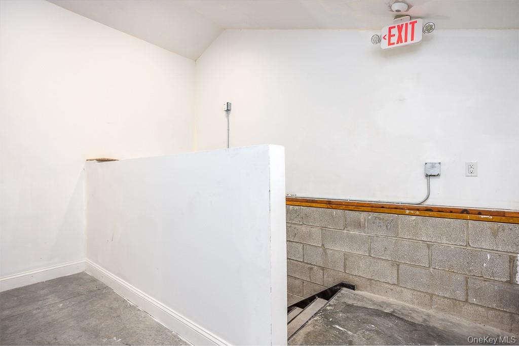 1 Teneyck Street – For Sale photo 31