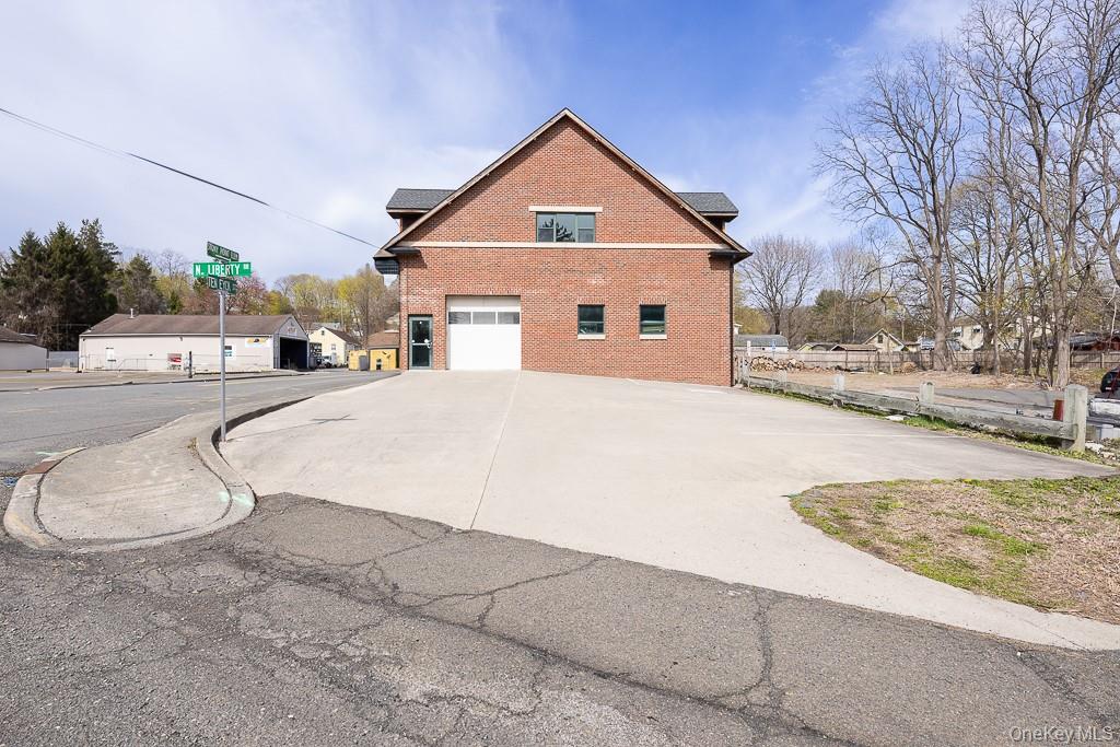 1 Teneyck Street – For Sale photo 14