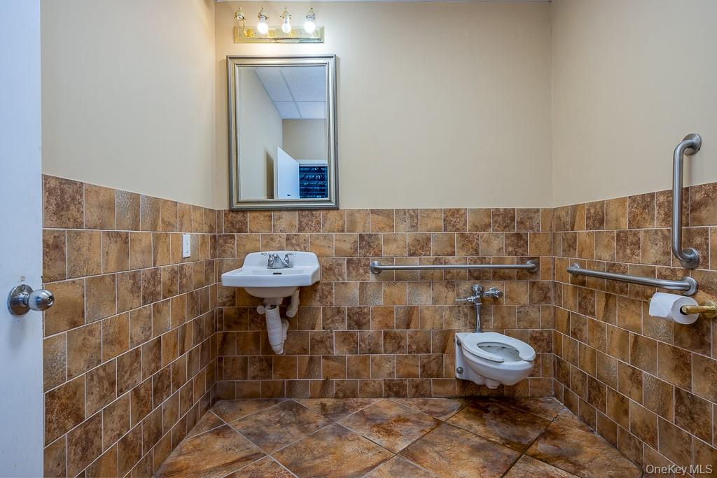 1 Teneyck Street – For Sale photo 29