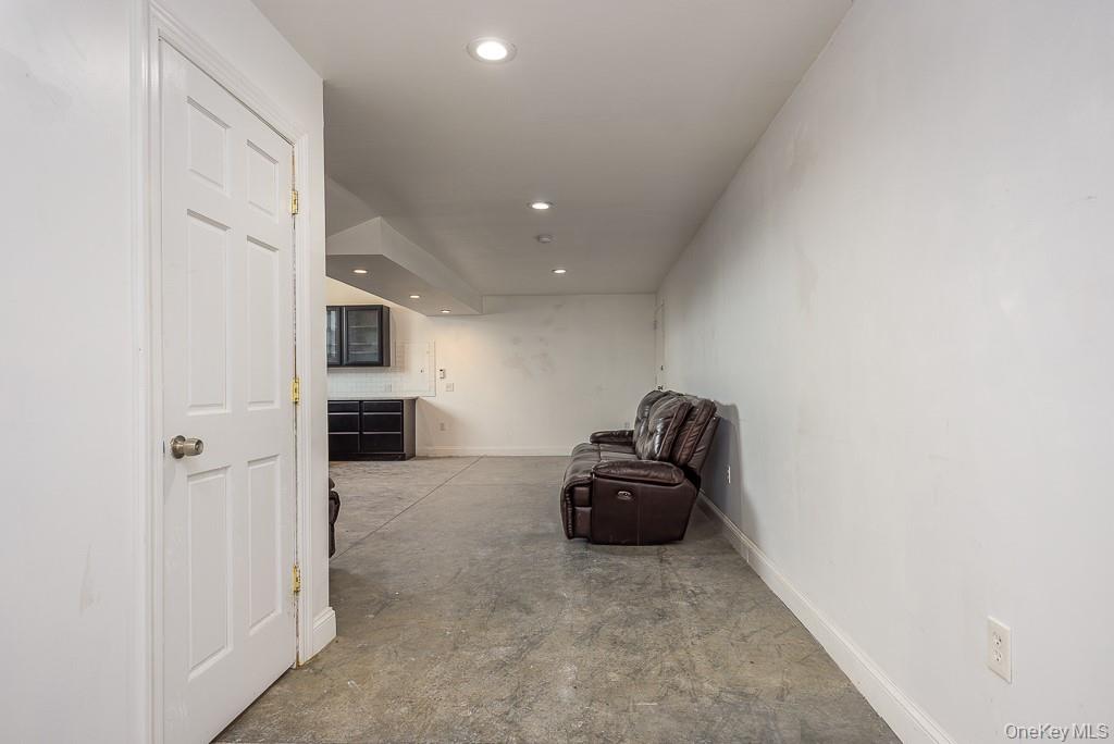1 Teneyck Street – For Sale photo 33