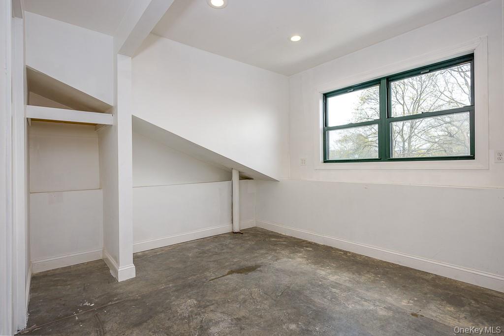 1 Teneyck Street – For Sale photo 32