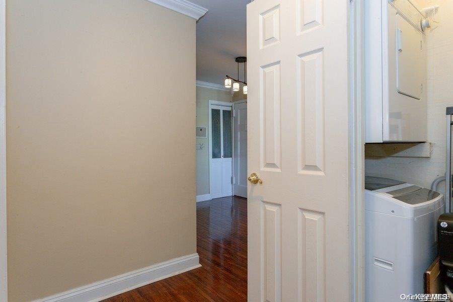 1213 E Broadway, Unit B24 photo 21