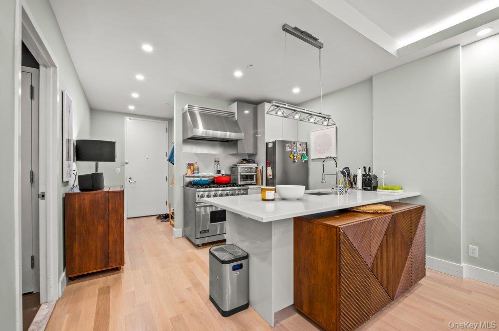 226 50th Avenue, Unit 3D photo 5