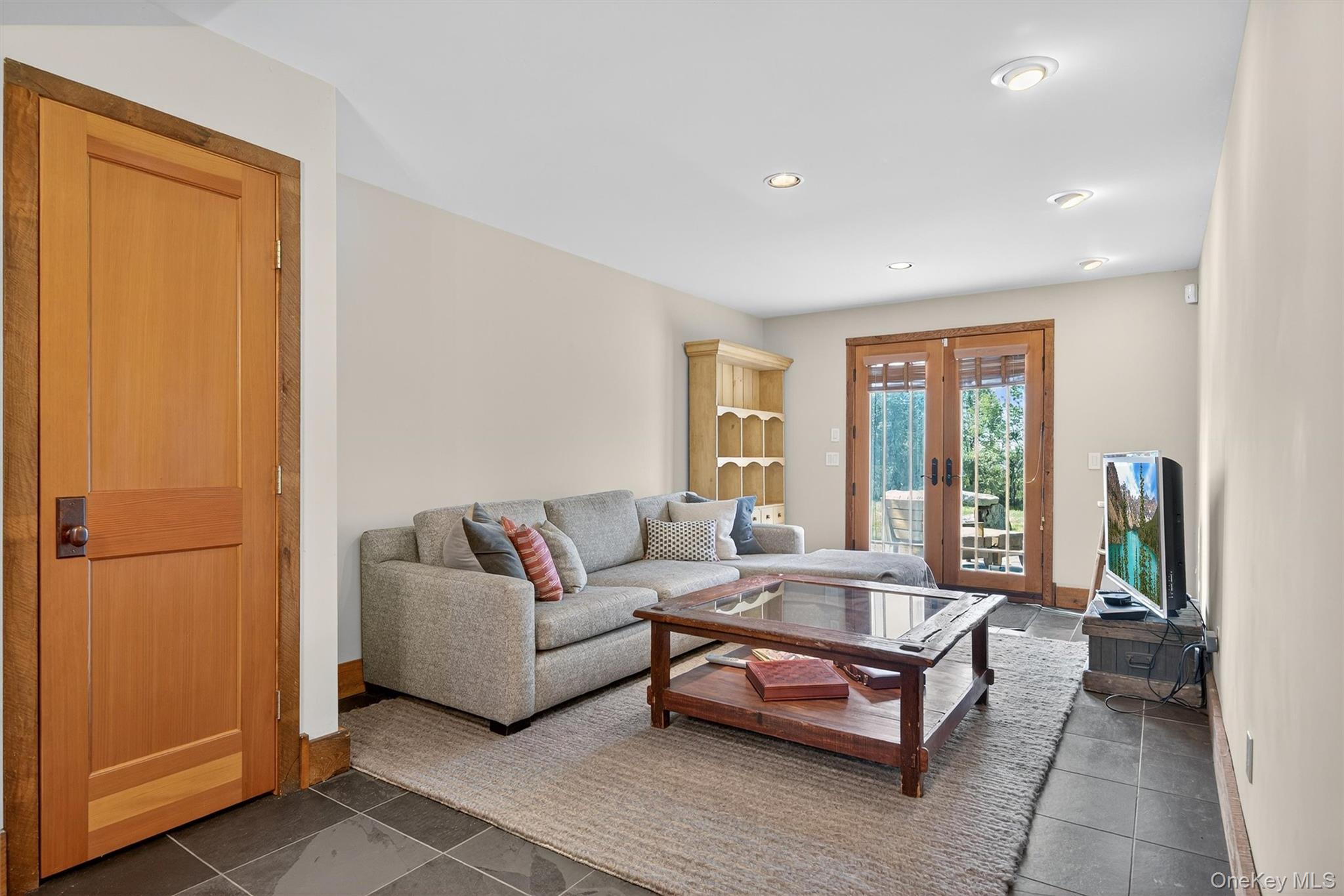 63 Sky View Drive – For Sale photo 27