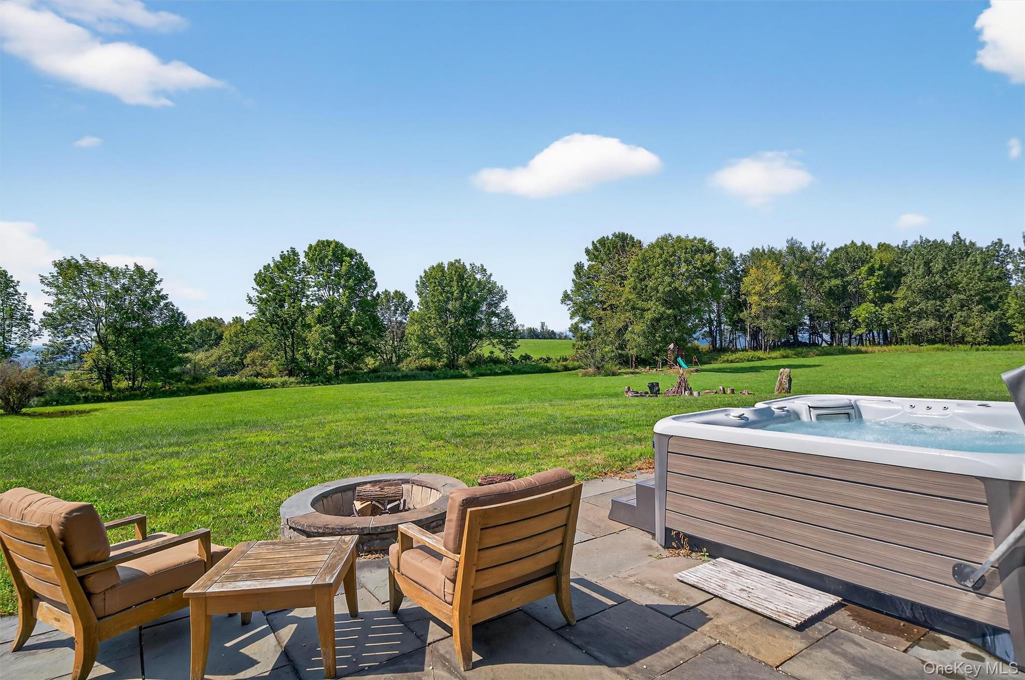 63 Sky View Drive – For Sale photo 40