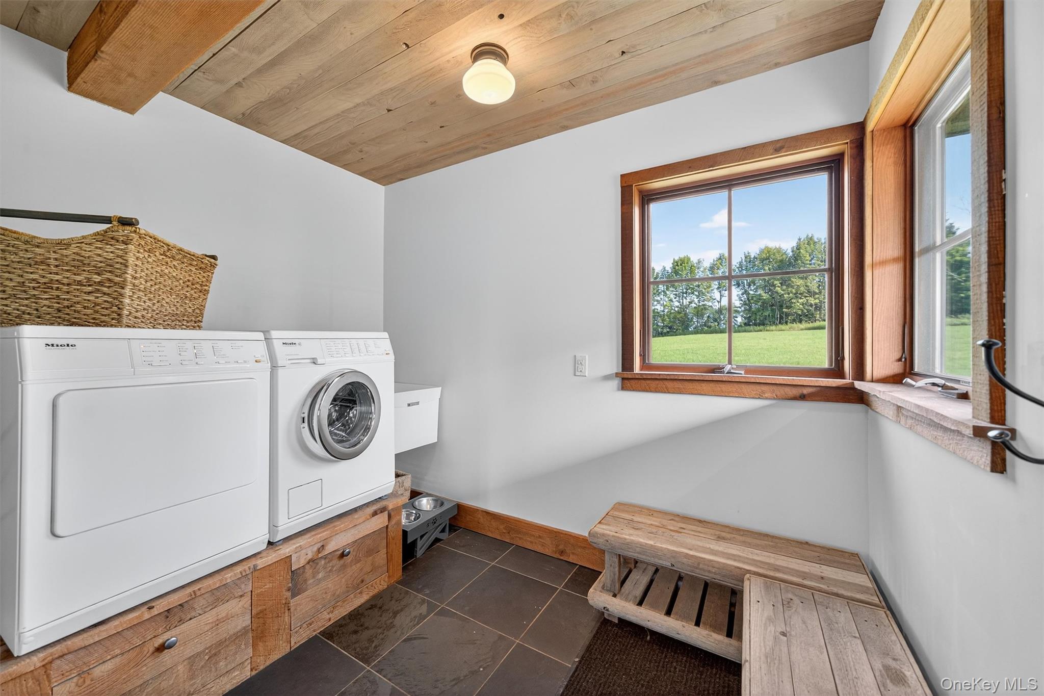 63 Sky View Drive – For Sale photo 17