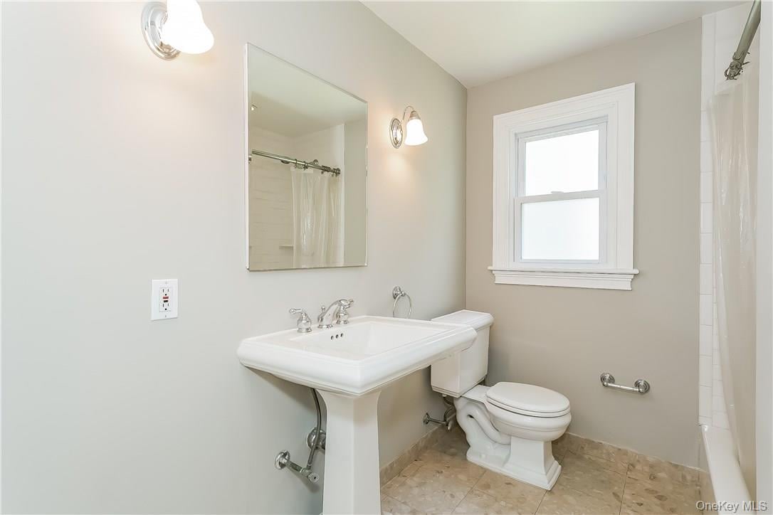 20 Walker Avenue – For Rent photo 12