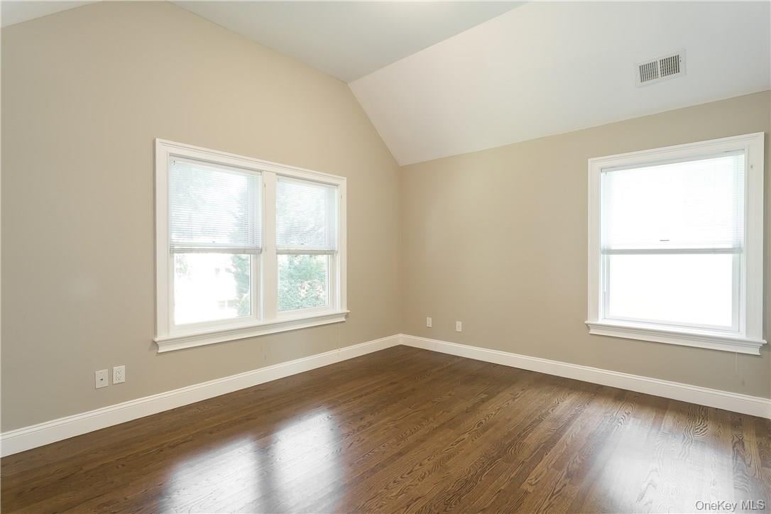 20 Walker Avenue – For Rent photo 20