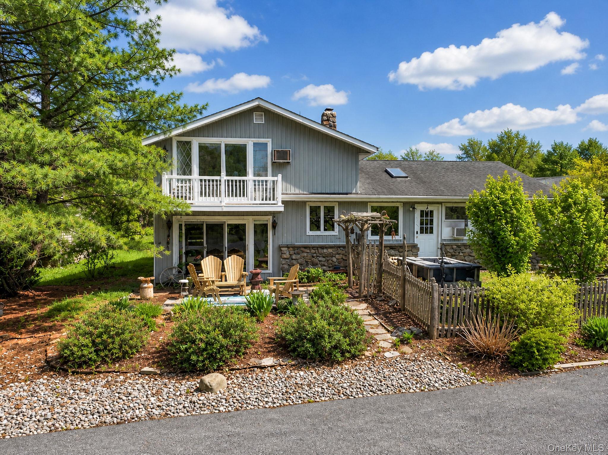 1 Warwick Place – For Sale
